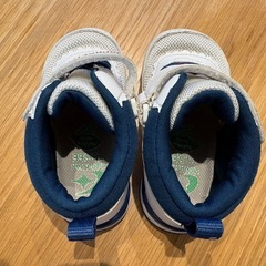 13.5 子供　靴の画像