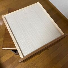 サイドボード、ナイトテーブルの画像