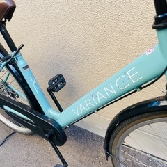 今流行りのブルーグレーのシティサイクルです。27インチ 。防犯登録も込みの料金なので、譲渡証明や自転車屋さんに行って防犯登録などの手間なく乗ることができますよの画像