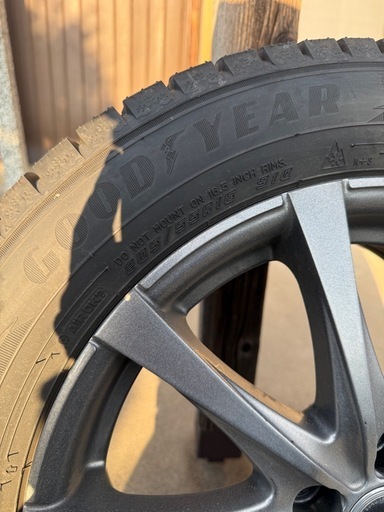 グッドイヤースタッドレス 205/55R16ホイール付き4本セット