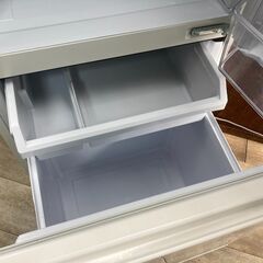 【お売りします】 AQUA　2ドア　ノンフロン冷凍冷蔵庫　AQR-17K(W)　168L　2021年製　アクアの画像