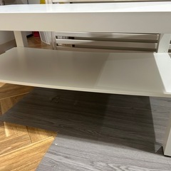IKEA  
ローテーブルの画像