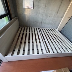 値下げしました！　ベッドフレーム（セミダブル）の画像