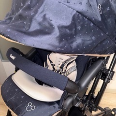 コンビ　ベビーカーの画像