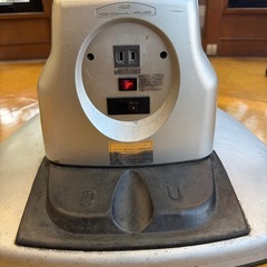 サロン専用スタイリングチェアーの画像