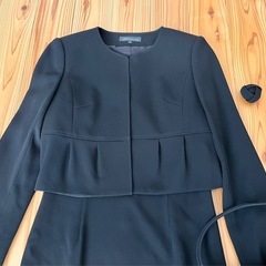  美品　ブラックフォーマル　夏服4点セット　CRIA 7号　高島屋購入　定価98000円の画像