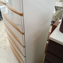 リユースのサカイ栃木店★ジモティ割あり★  タンス ホワイト×ベージュ W80×D46×H133.5 クリーニング済み TC11347の画像