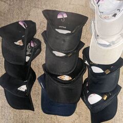 未使用の帽子、11個の画像