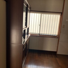 食器棚の画像
