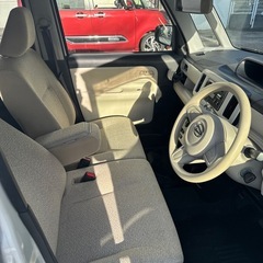 ムーヴキャンバス　傷凹み有りの画像