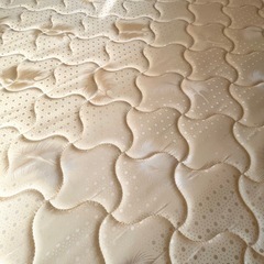 美品セミダブルベッド&極厚マットレスの画像