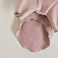 犬服　秋冬　ベロア　ベルベット　ピンク リボン　フリル　長袖　女の子　かわいい　の画像