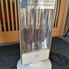 山善カーボンヒーターの画像