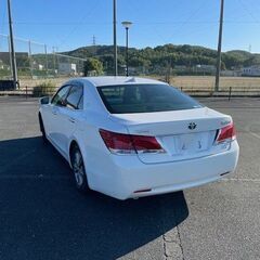 210クラウンハイブリッドロイヤルサルーンGの画像