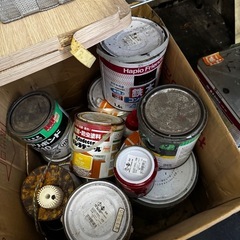 ペンキ、水性、錆止めなどなどの画像