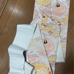 名古屋帯　金糸　孔雀の羽模様の画像