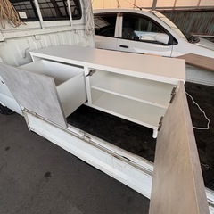 値引きしました。テレビ台　IKEA 美品　天板おまけつきの画像