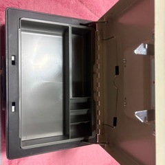 手提げ金庫　携帯金庫の画像