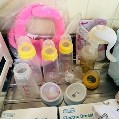 ベビー用品、哺乳瓶などの画像