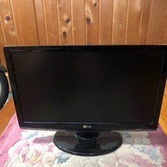 小型テレビとpcモニター
の画像