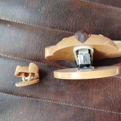 オーストラリア コアラ　ホッチキス とクリップ2個セット ブラウン 文房具 事務用品の画像