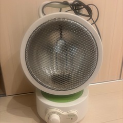 棚付きハンガーラック  扇風機 ヒーター 加湿器 蓋付きbox
の画像