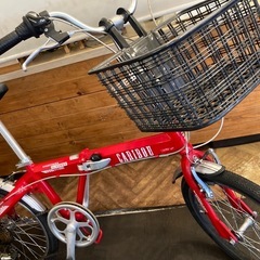 【SALE！10月末まで防犯登録無料！前後タイヤ・チューブ新品！】アルミフレーム　6段変速　20インチ折りたたみ自転車　レッドの画像