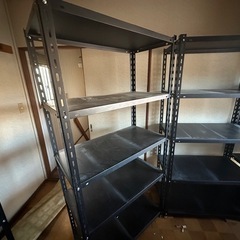 スチールラックの画像