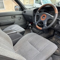 H1年車　トヨタ　N100 ハイラックス　シングルキャブ　ピックアップ　5MTディーゼルの画像