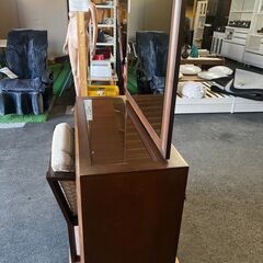 化粧台　椅子付きの画像