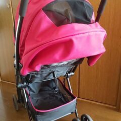 ベビーカーの画像