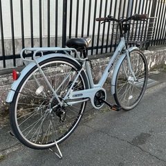 ＜整備済＞27インチ・シティサイクル・大型カゴ・LEDオートライト・シマノ6段変速・グレーの画像