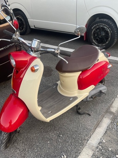 YAMAHA ビーノ　２スト　ハローキティモデル