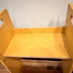 おもちゃラックの画像