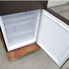 SHARP　大型　2ドア　冷蔵庫　SJ-PD27A-T　動作良好　271L　プラズマクラスター搭載　右開き　ダークウッド　シャープ　183ZSの画像