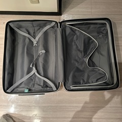 スーツケースの画像