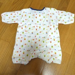 【60】お家とキノコ柄の長袖ロンパースの画像