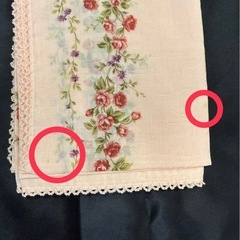 未使用品　バーバリー　ハンカチ　ピンク　一部シミアリの画像