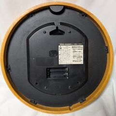 CITIZEN 電波掛時計 木目調　シンプルモードアーク 薄茶の画像