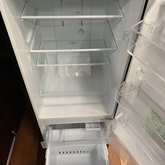 ★153L★ TOSHIBA 東芝 ノンフロン冷凍冷蔵庫 GR-M15BS（K）2018年製※清掃済みの画像