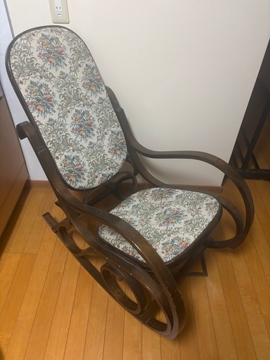 ロッキングチェア　アンティーク