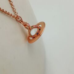 レディースネックレス　ヴィヴィアンウエストウッド　美品の画像
