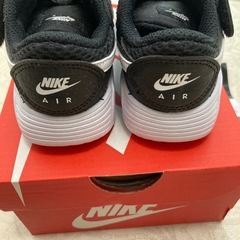 【新品】NIKE ナイキ エアマックス 14cm ブラック ホワイト キッズ ベビー スニーカーの画像