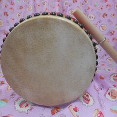 9.500円　特価小太鼓18cm撥サージ/モス布付き　エイサーで楽しくの画像