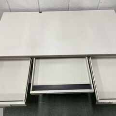 KOKUYO コクヨ 両袖机 鍵無 事務机 オフィス 事務用品 ホワイト 幅140cm×奥行70cm×高さ70cmの画像