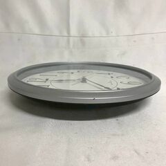 【北見市発】RADIO CONTROLLED 壁時計 シルバー (E3696wM)の画像