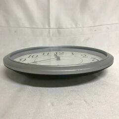 【北見市発】RADIO CONTROLLED 壁時計 シルバー (E3696wM)の画像