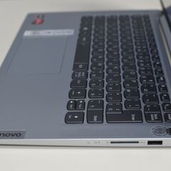 中古ノートパソコン Lenovo IdeaPad Slim 5 Light 14ABR8 Windows11 AMD Ryzen 5/爆速SSD512GB/メモリ16GB/13.3インチ/無線内蔵/WEBカメラの画像
