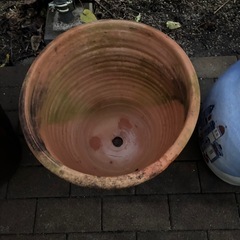 陶器製プランターの画像