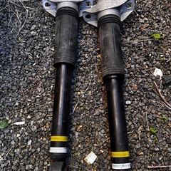 プリウス50純正サスペンションの画像